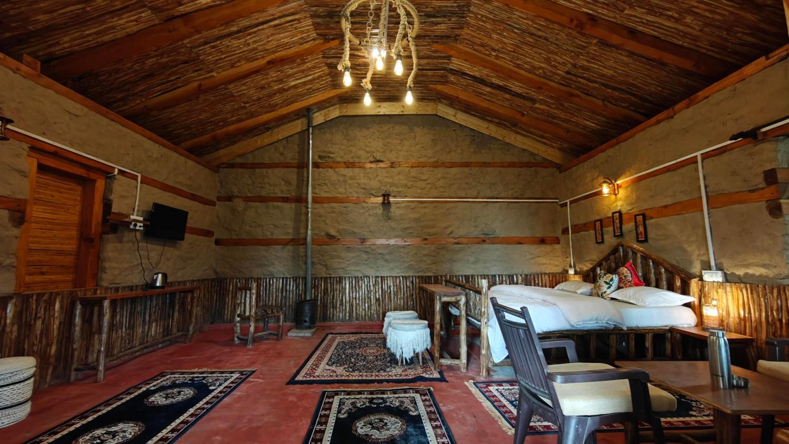 Photo 12