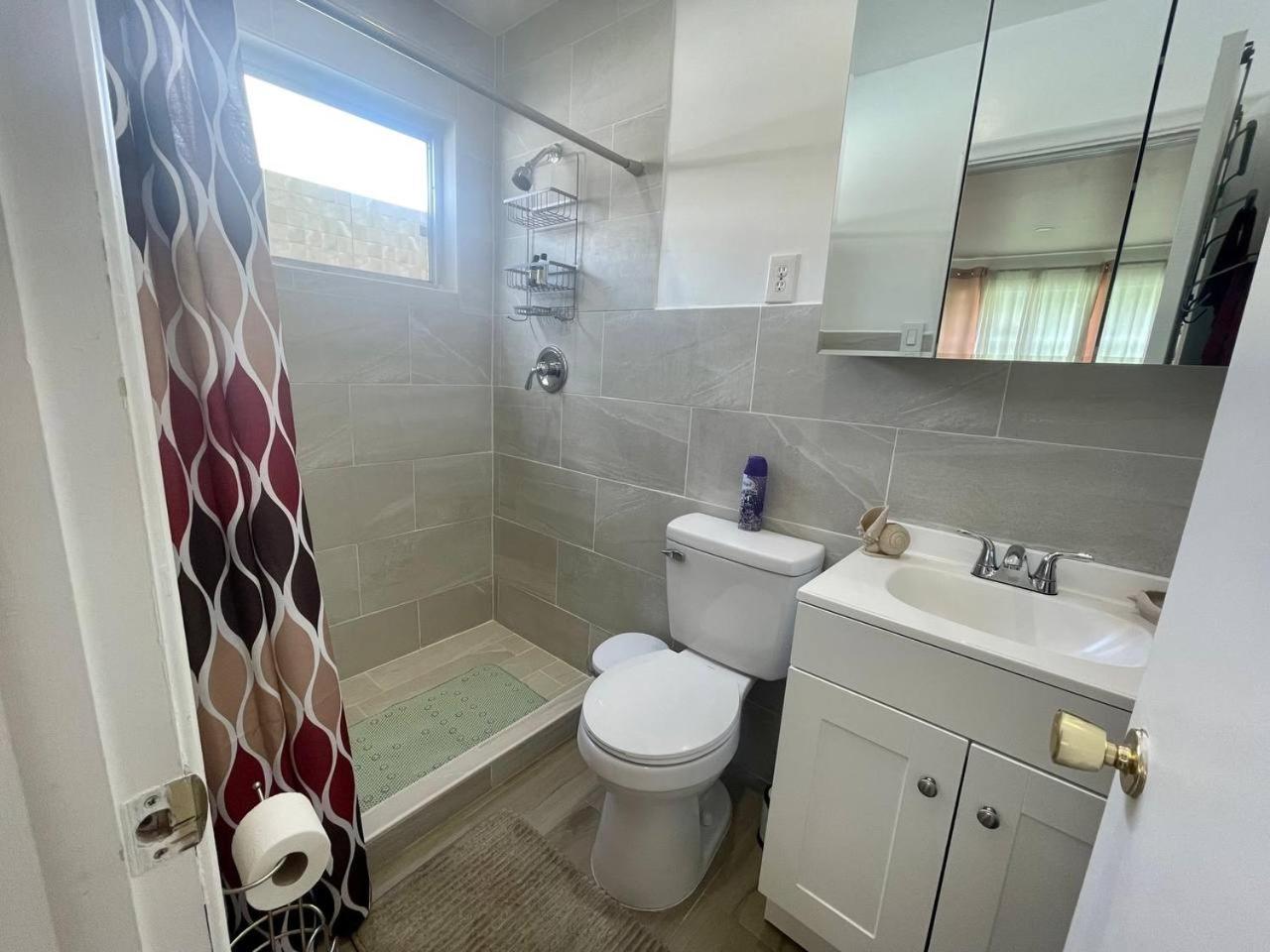 Bright & Cozy House Fort Lauderdale Airport-Cruise Port view 5