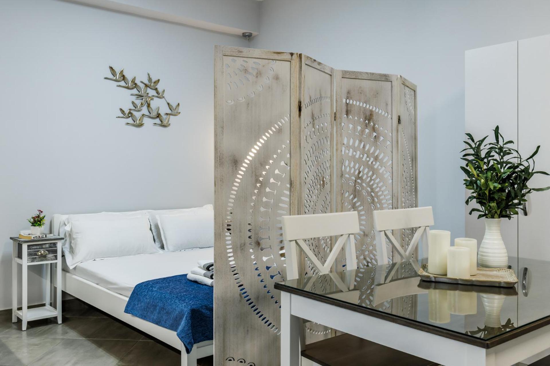Ioanna House - Seaside Living, Walk to Beach