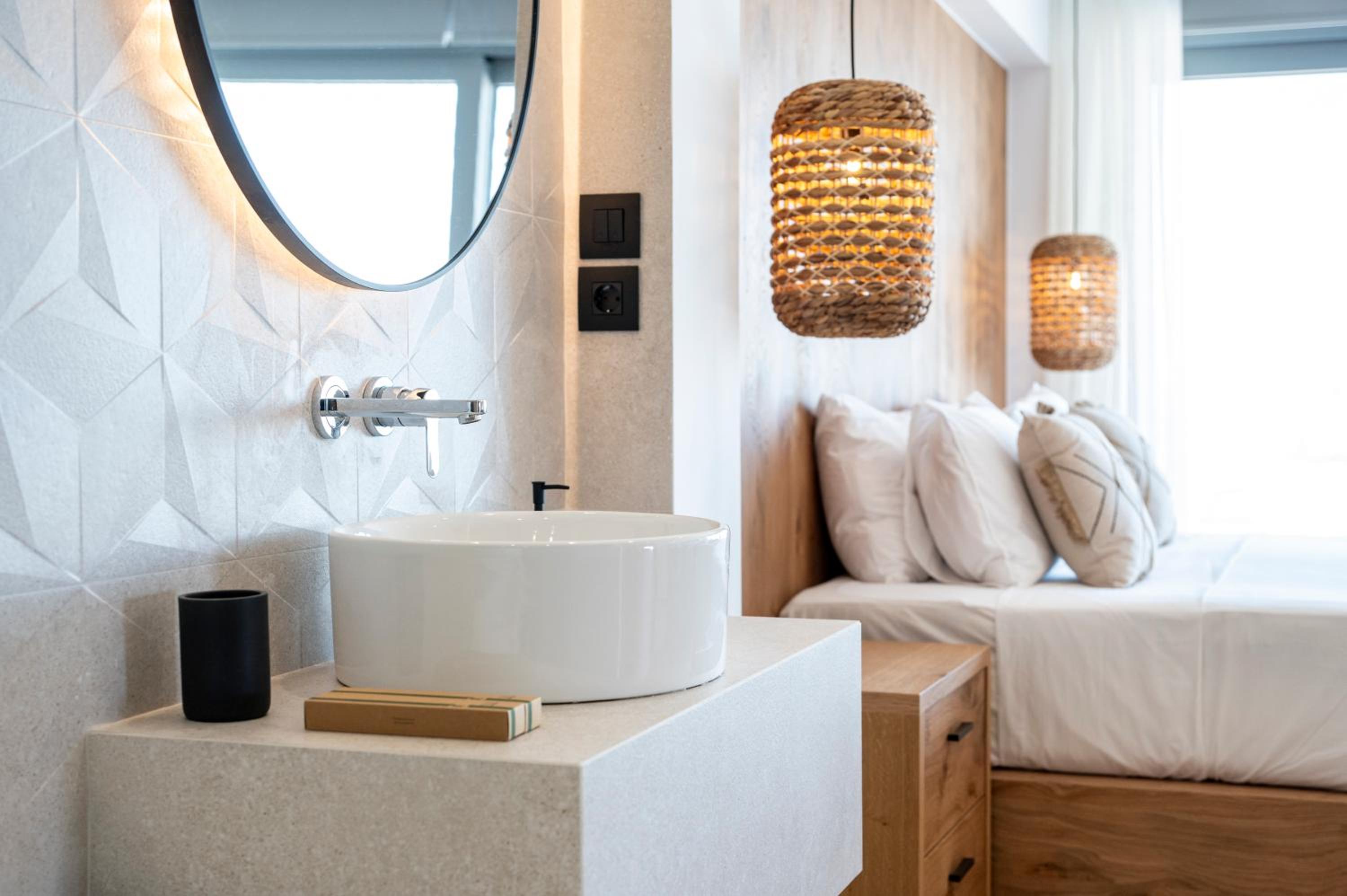 Mousonas Luxury Living view 5