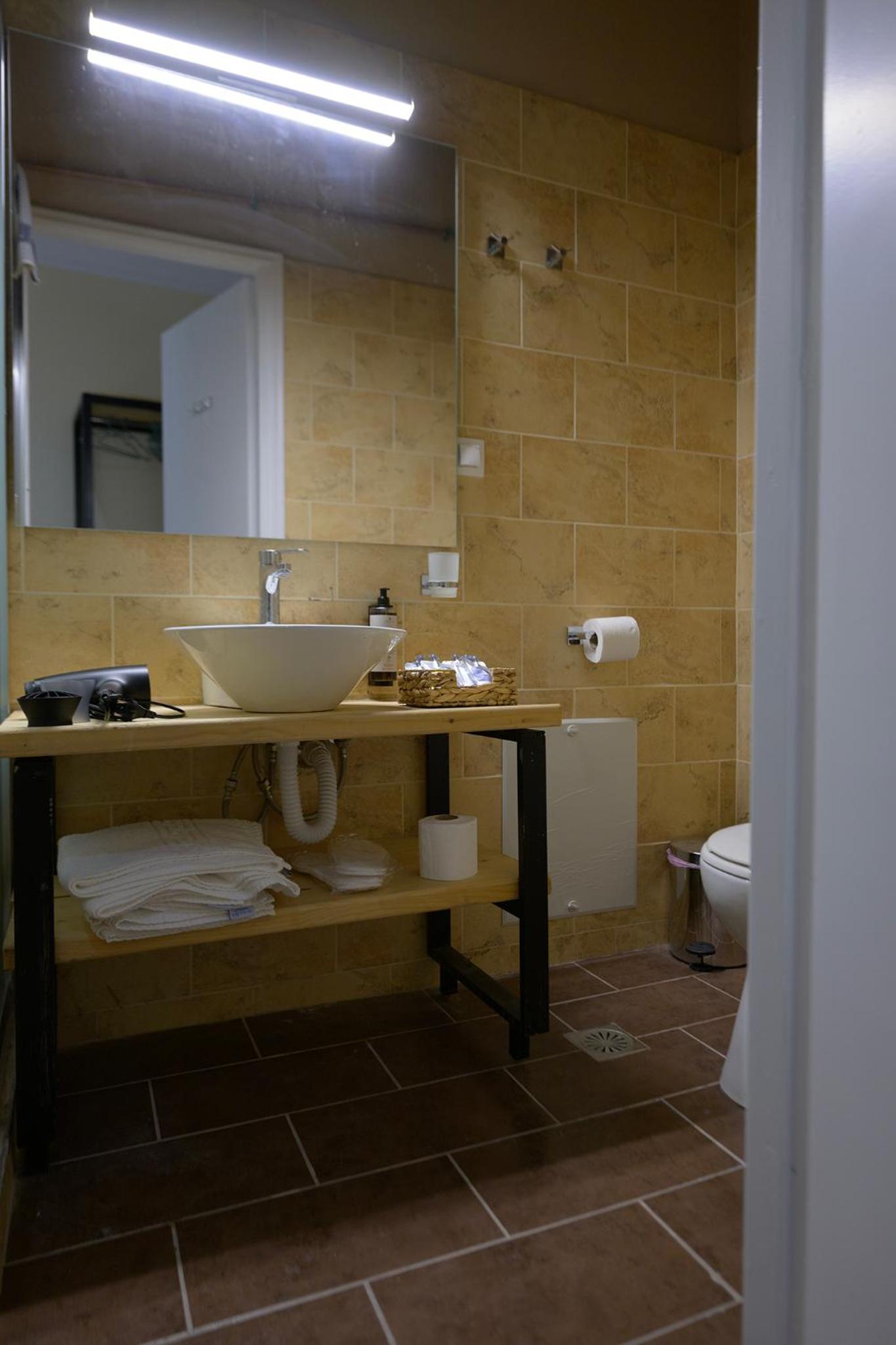 Photo 47