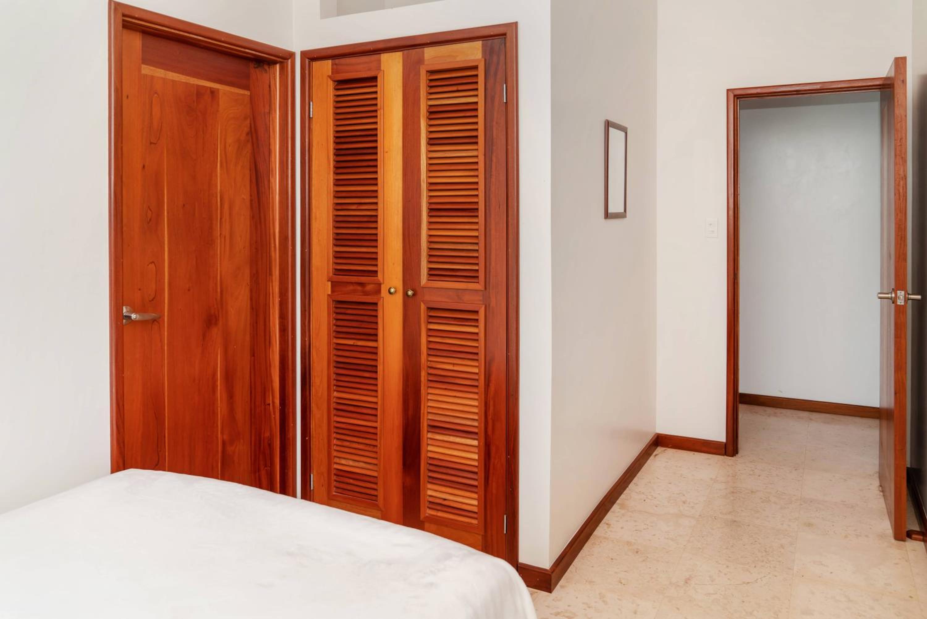 Residences at Barrier Reef 10-3C Oceanfront 2 BR by Stay Floreo