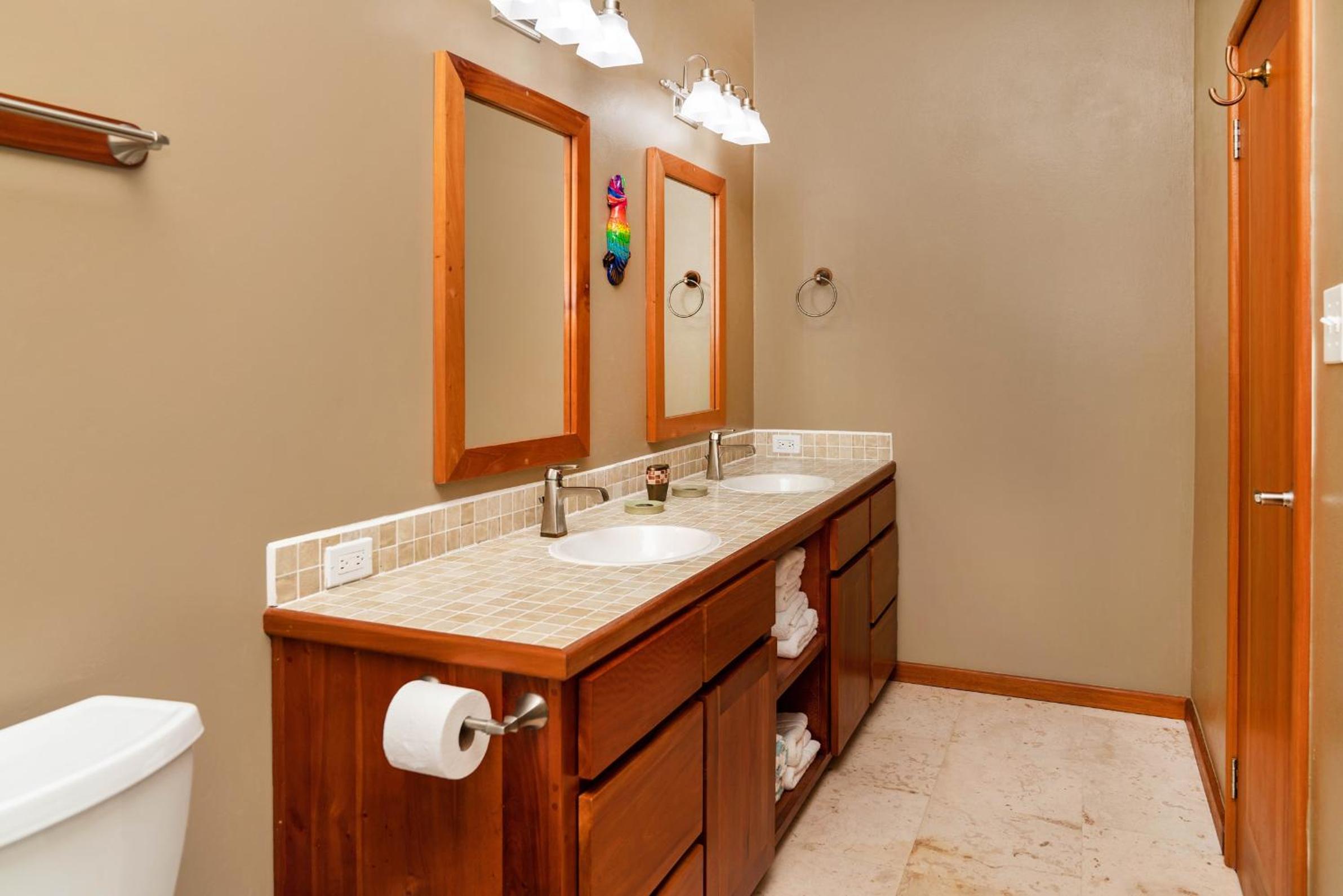 Residences at Barrier Reef 11A Garden View 2 BR by Stay Floreo