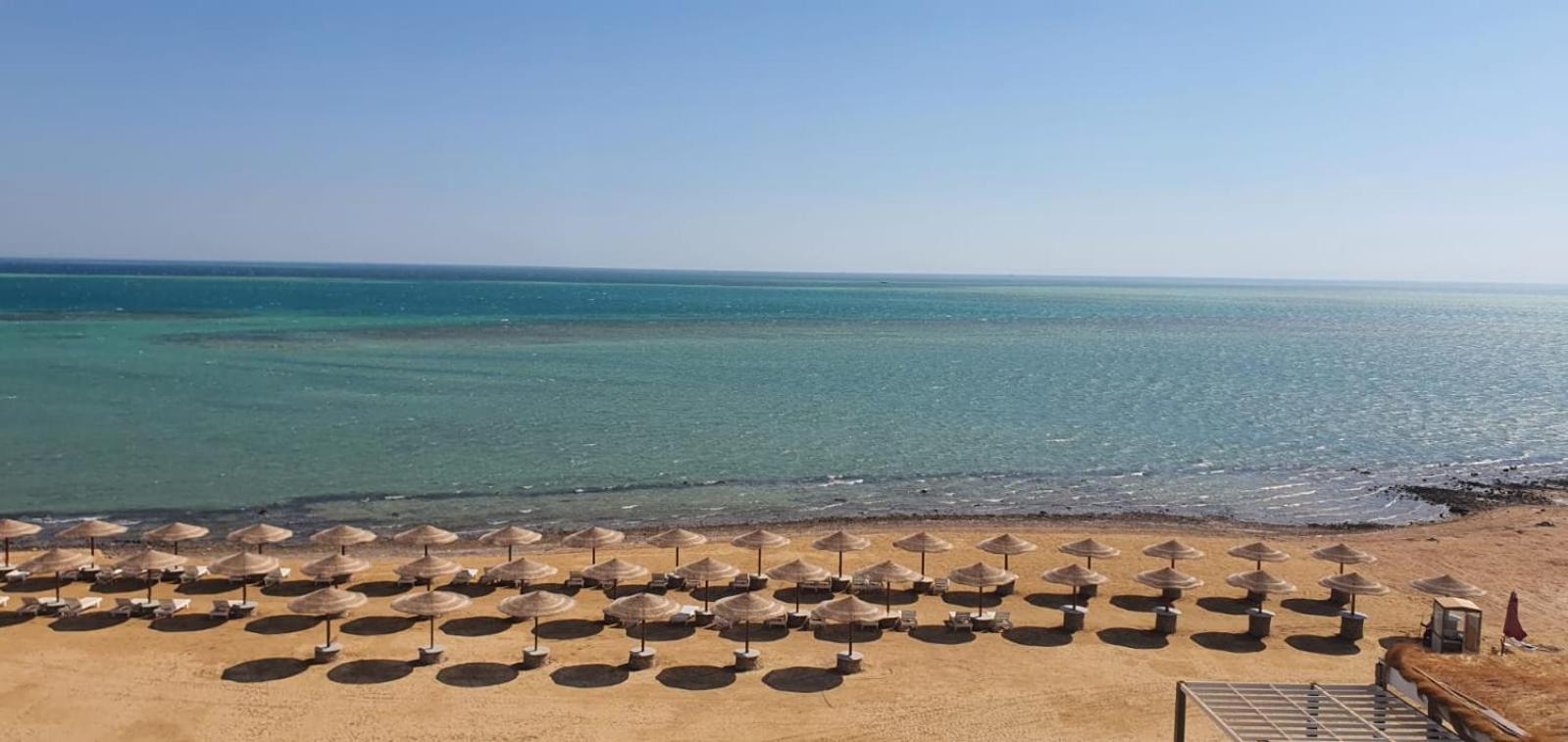 Wonderful two-bedroom apartment balcony in Fanadir aqua park beach