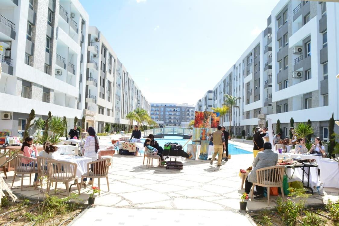 Wonderful two-bedroom apartment balcony in Fanadir aqua park beach