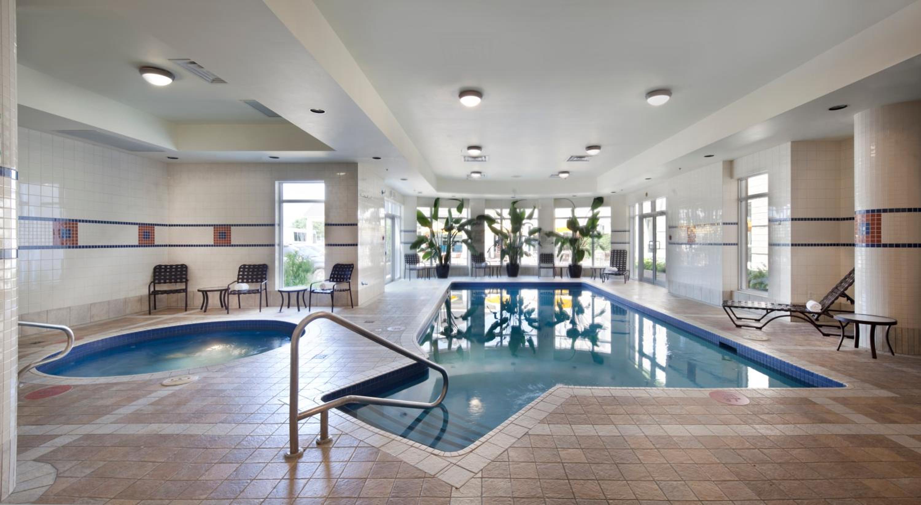 Hilton Garden Inn Montreal Airport - Property Image 3