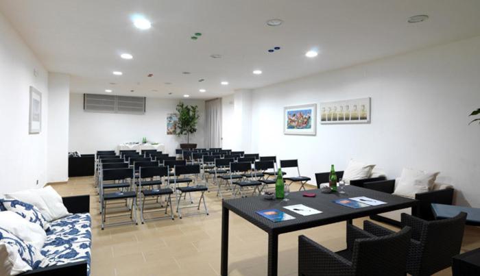 meeting room