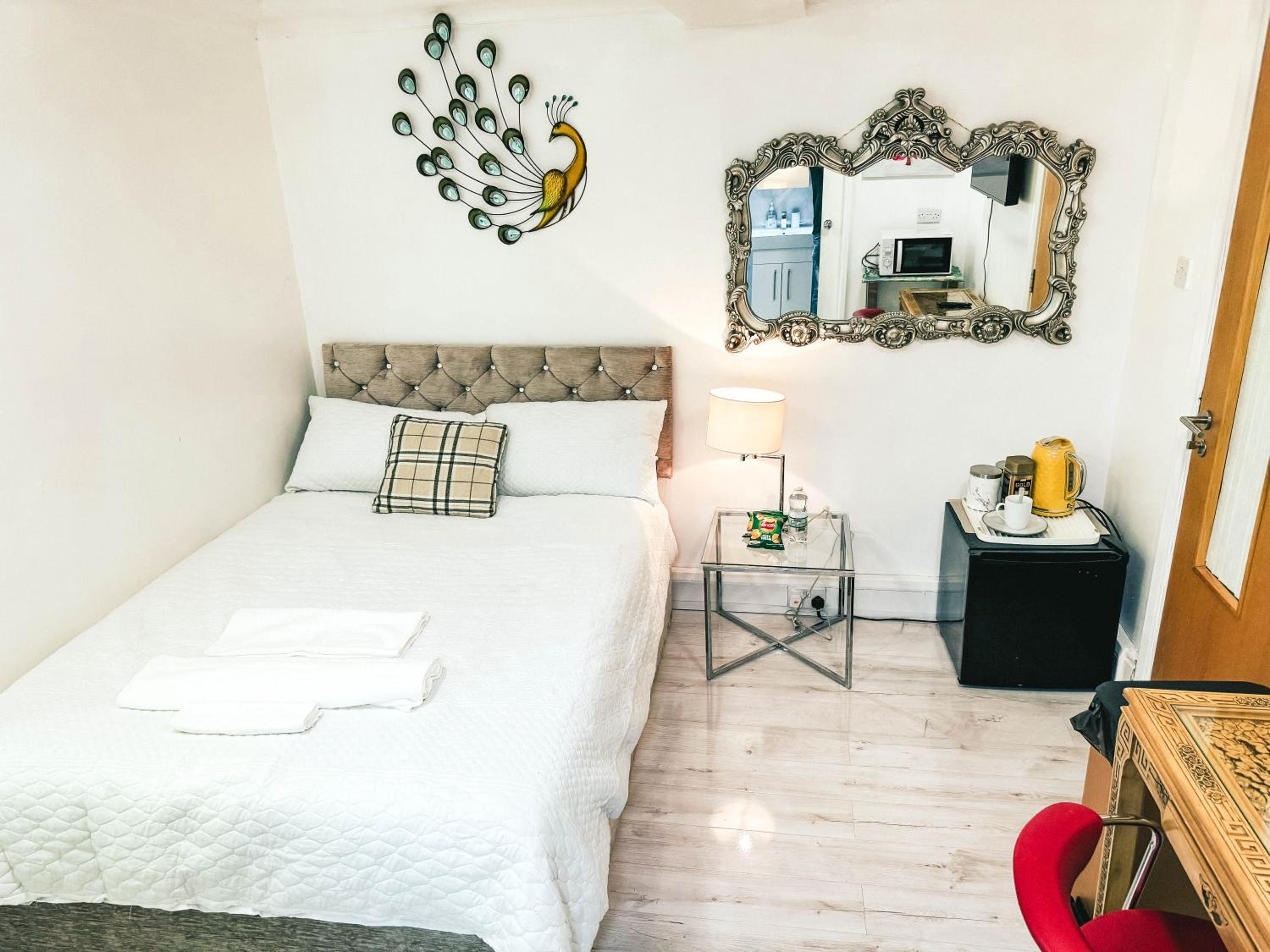 Luxury En-Suite Room in Prime Solihull Town Centre Location view 4