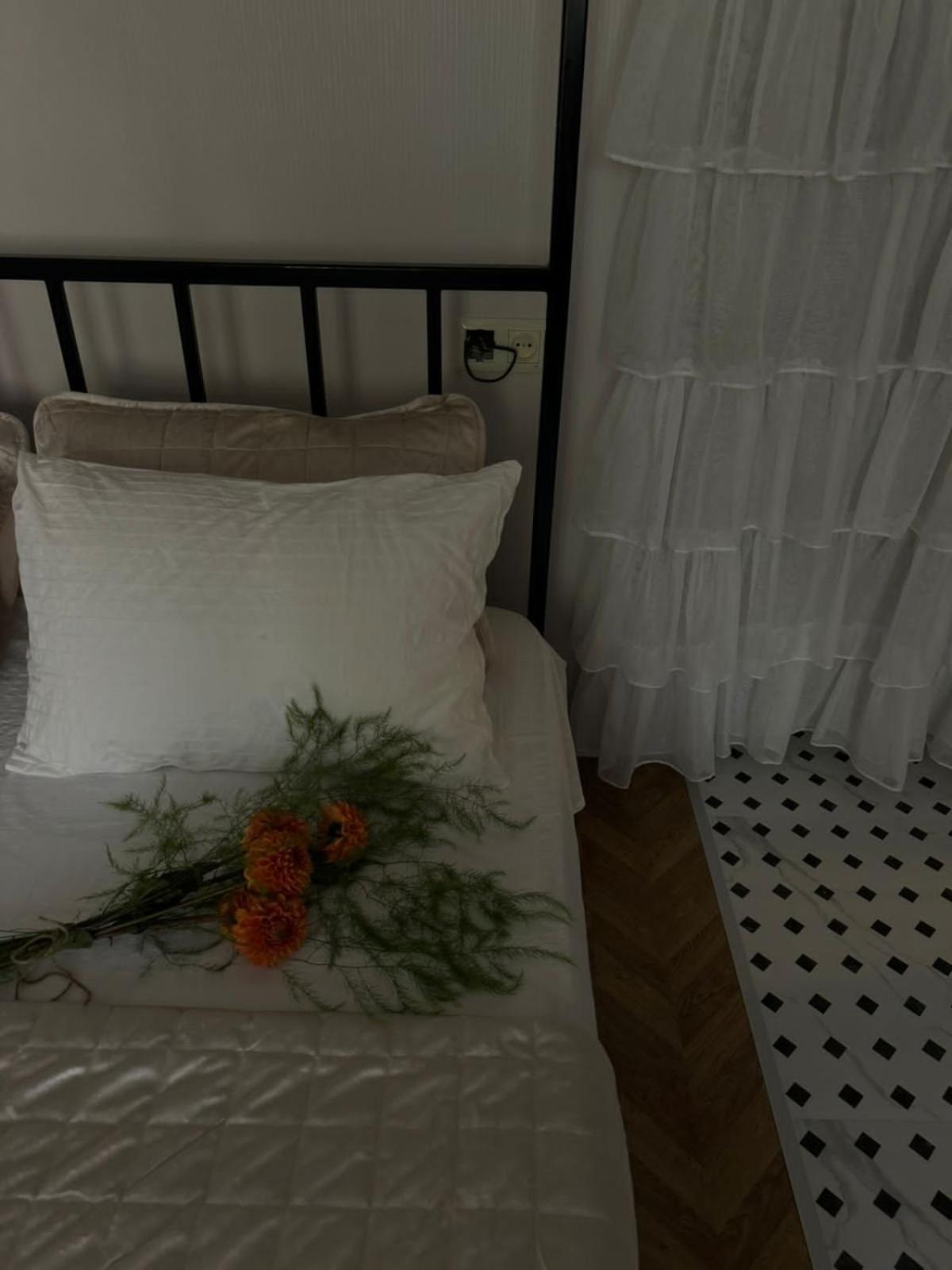 Sweet Home Tskaltubo Family Guesthouse Near Spa Park