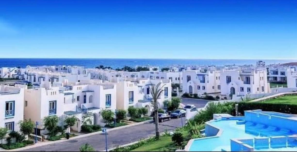 Luxury Twin Villa in Mountain View Ras Elhikma