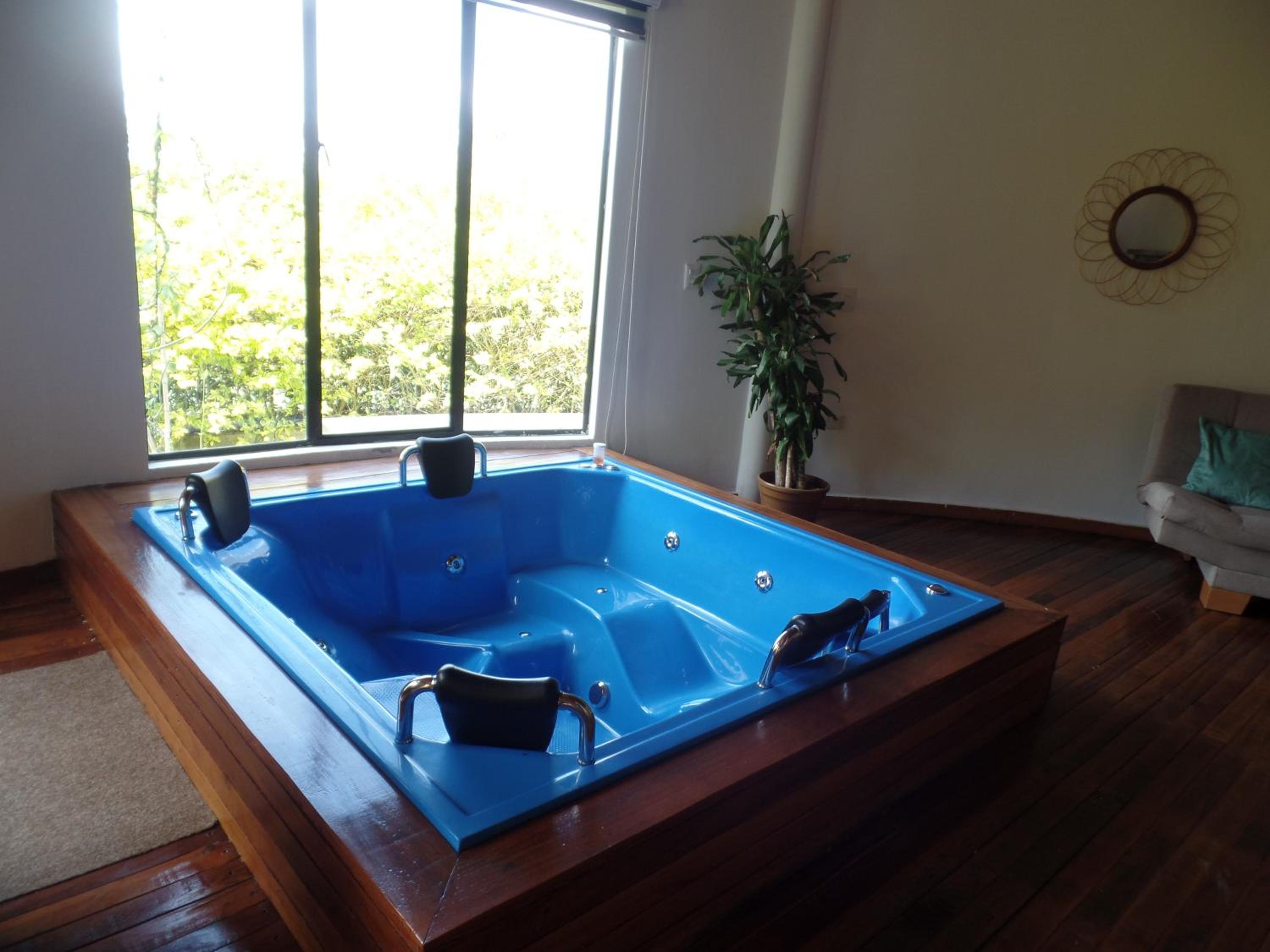 Glamping con jacuzzi y cocina- El Peñol a 30 minutos de Guatapé