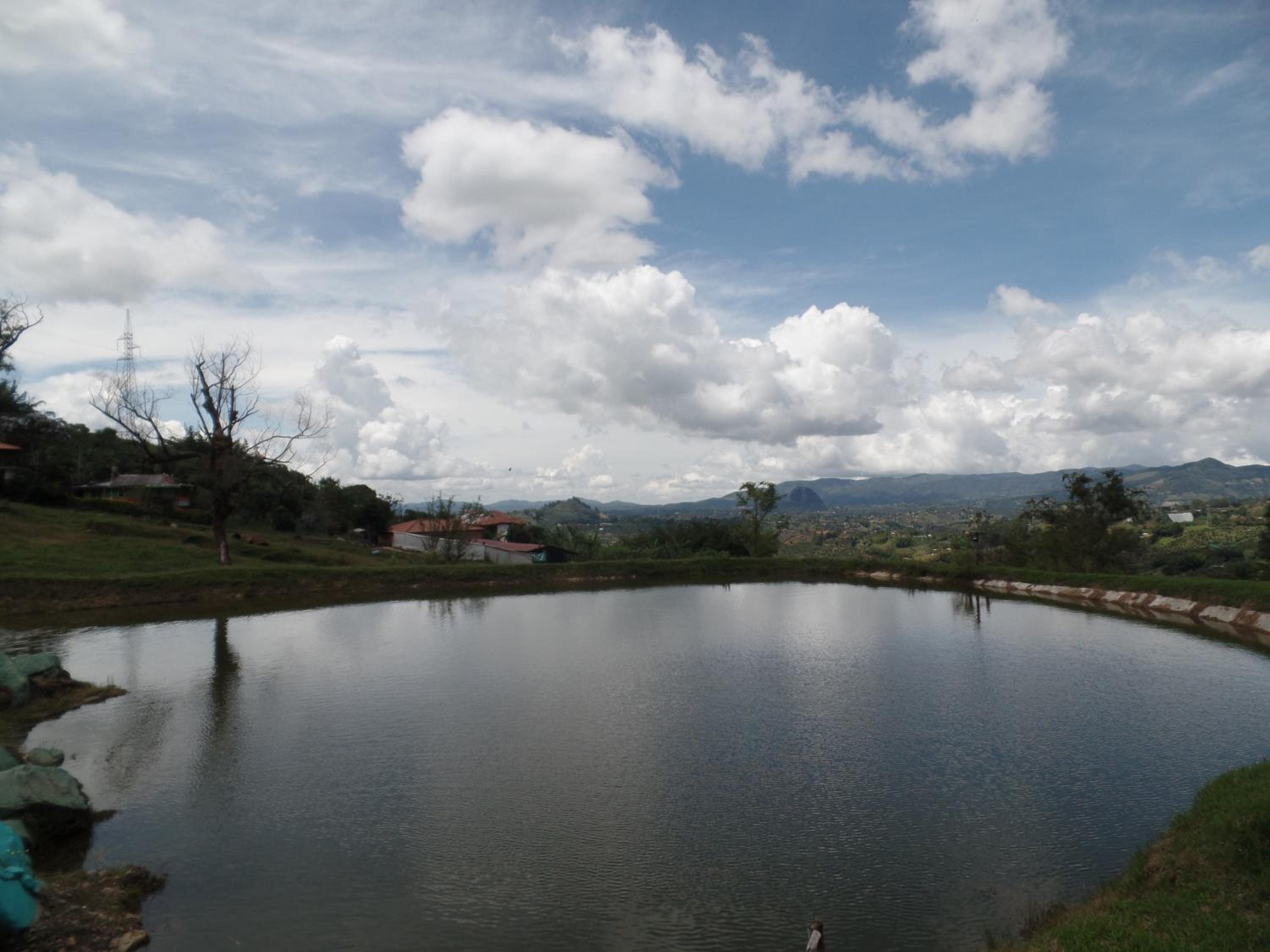 Glamping con jacuzzi y cocina- El Peñol a 30 minutos de Guatapé