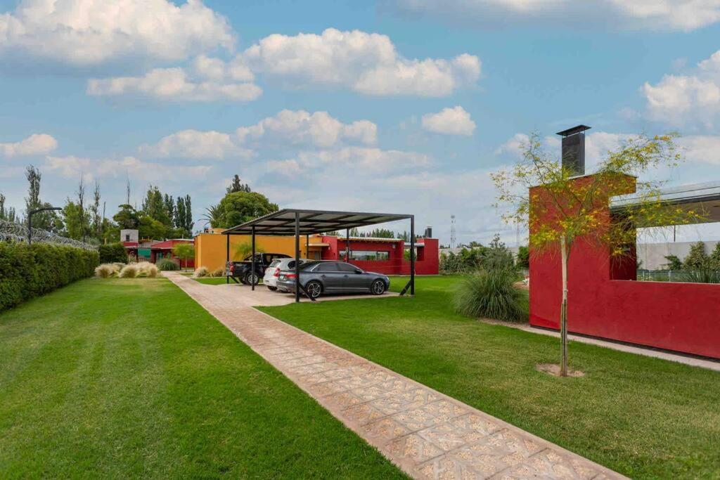 Estancia Yolanda C4 - By Inside