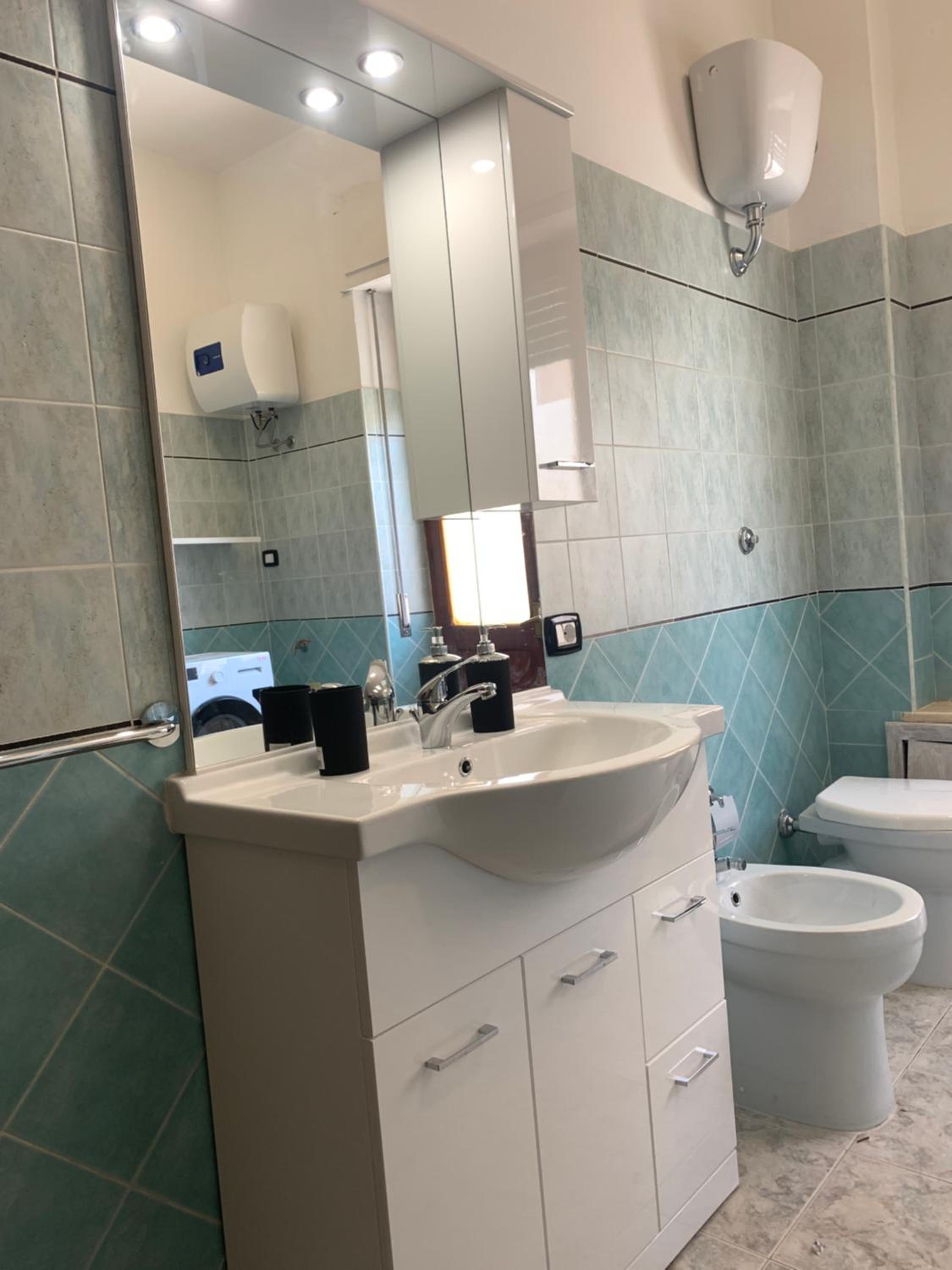 Casa Bianca en Iglesias — bathroom
