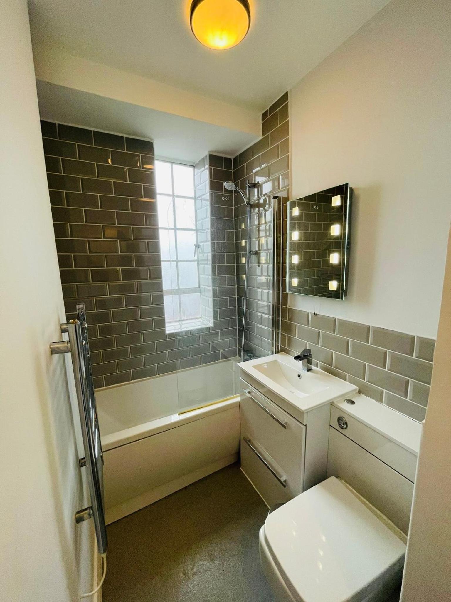Modern studio, Prime location, Stunning city view
