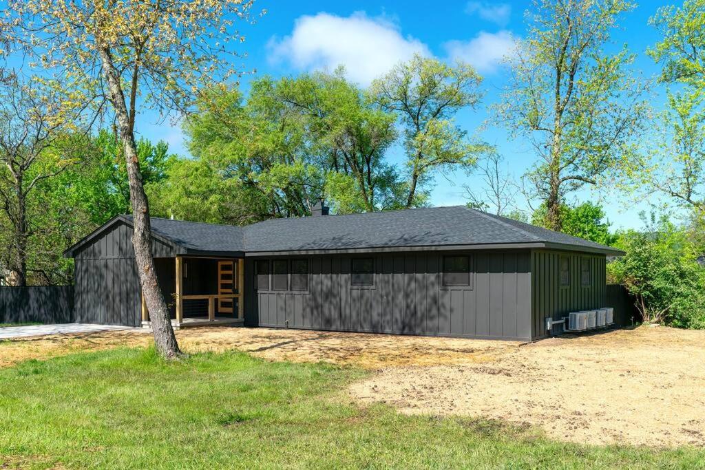 New Paltz Modern Zen Cabin