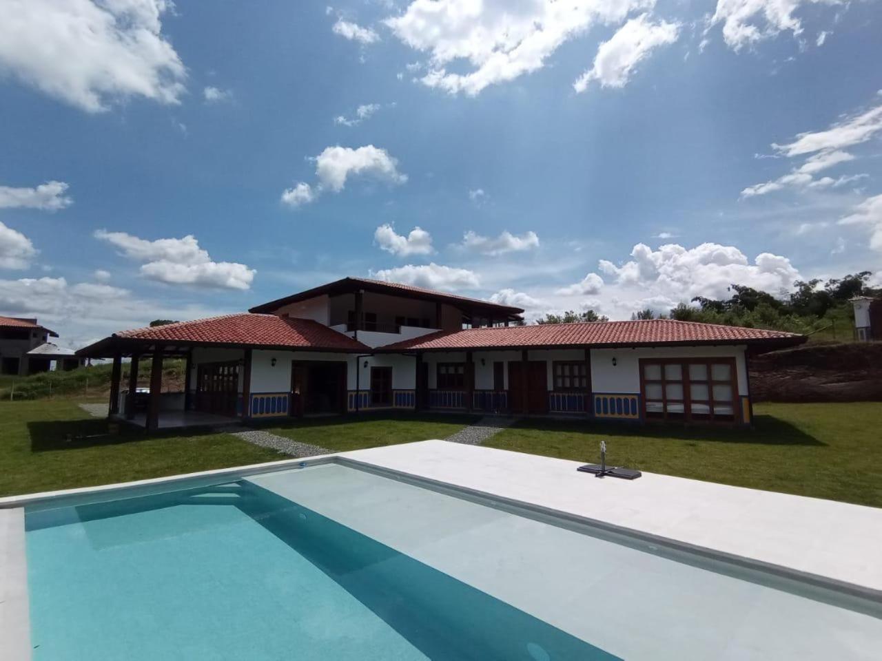 La Ilusion luxury farm-house
