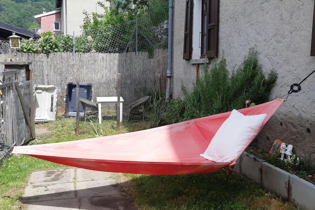 Accogliente casa con giardino e vista