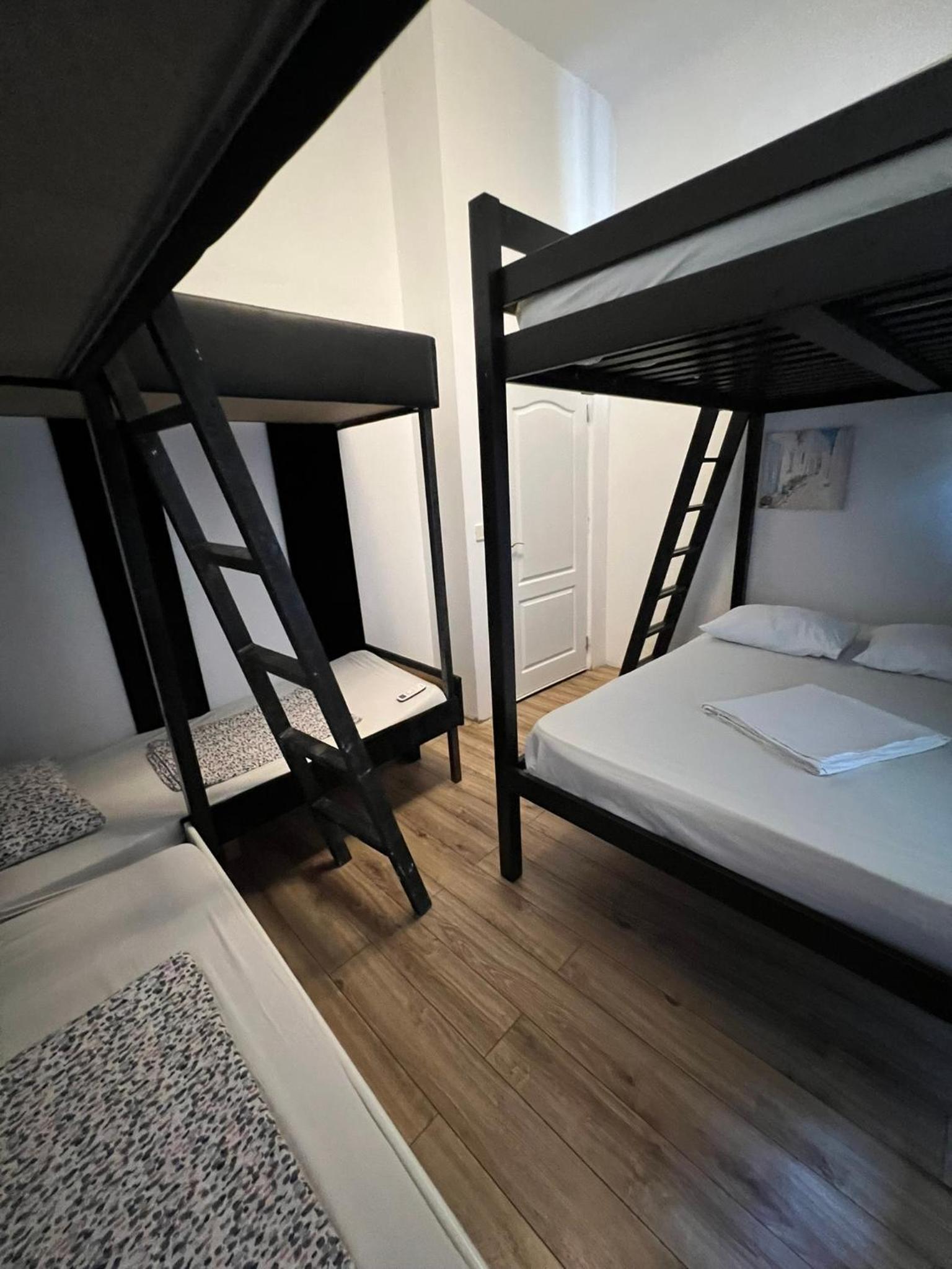 Fancy Apartment Old Town Bucharest view 4