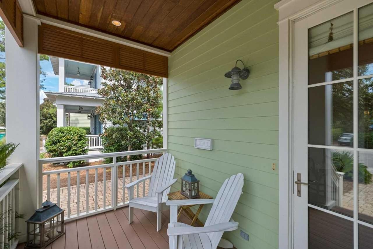 All Decked Out by Gulf Tide Vacation Rentals view 4
