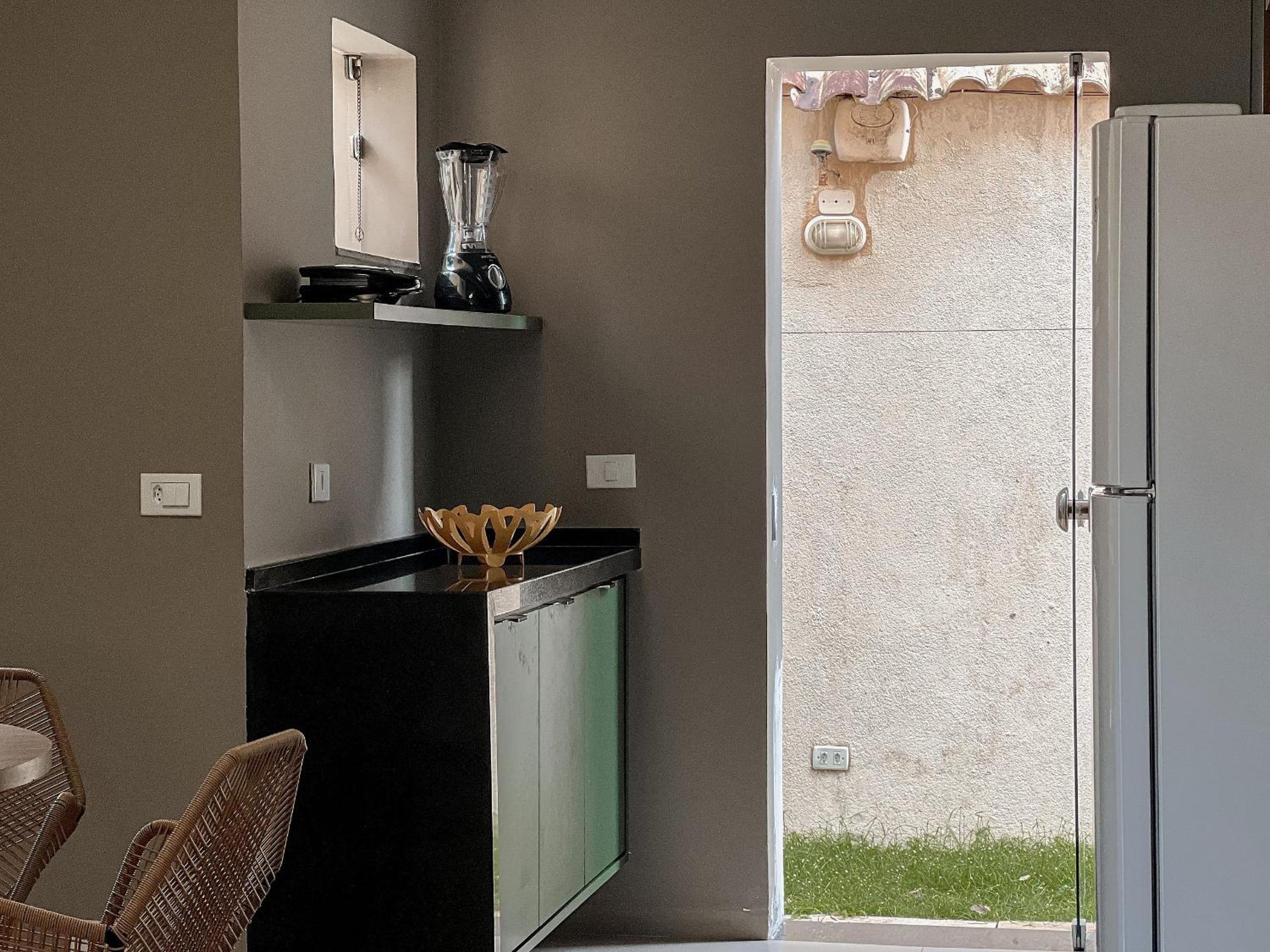 Residencial IL Pevero, condomínio com piscina e área gourmet a uma quadra da Praia de Taperapuã aptos com 2 quartos