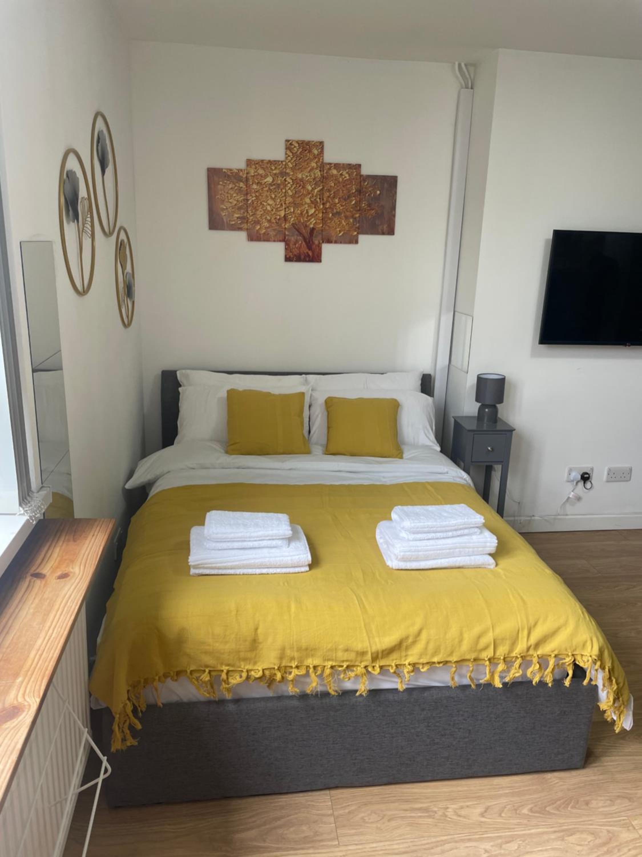 Studio flat in West Kensington