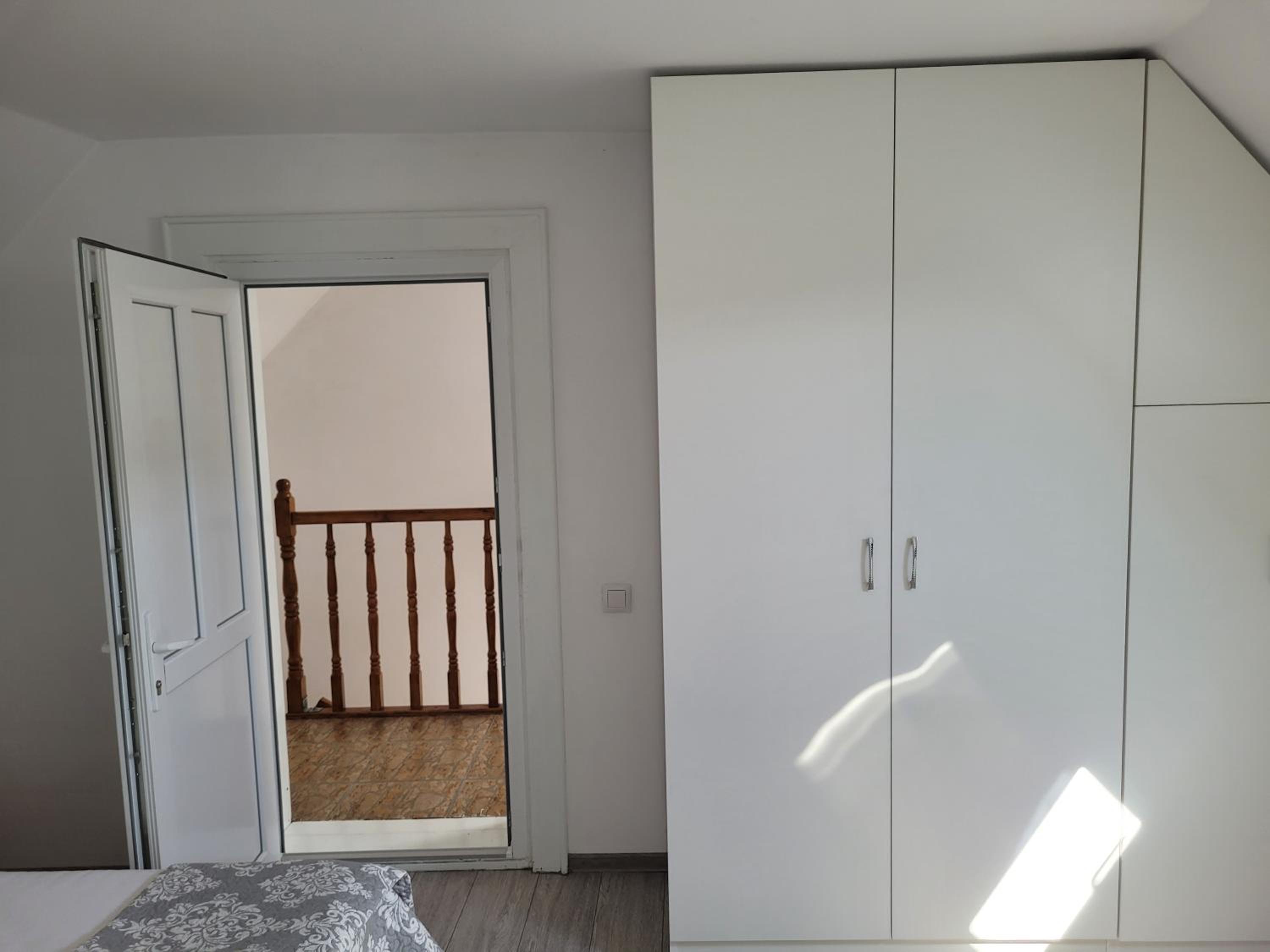 Two-bedrooms apt view 2