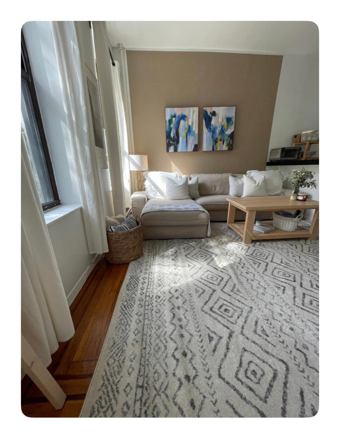 Beautiful 2BR - heart of Manhattan