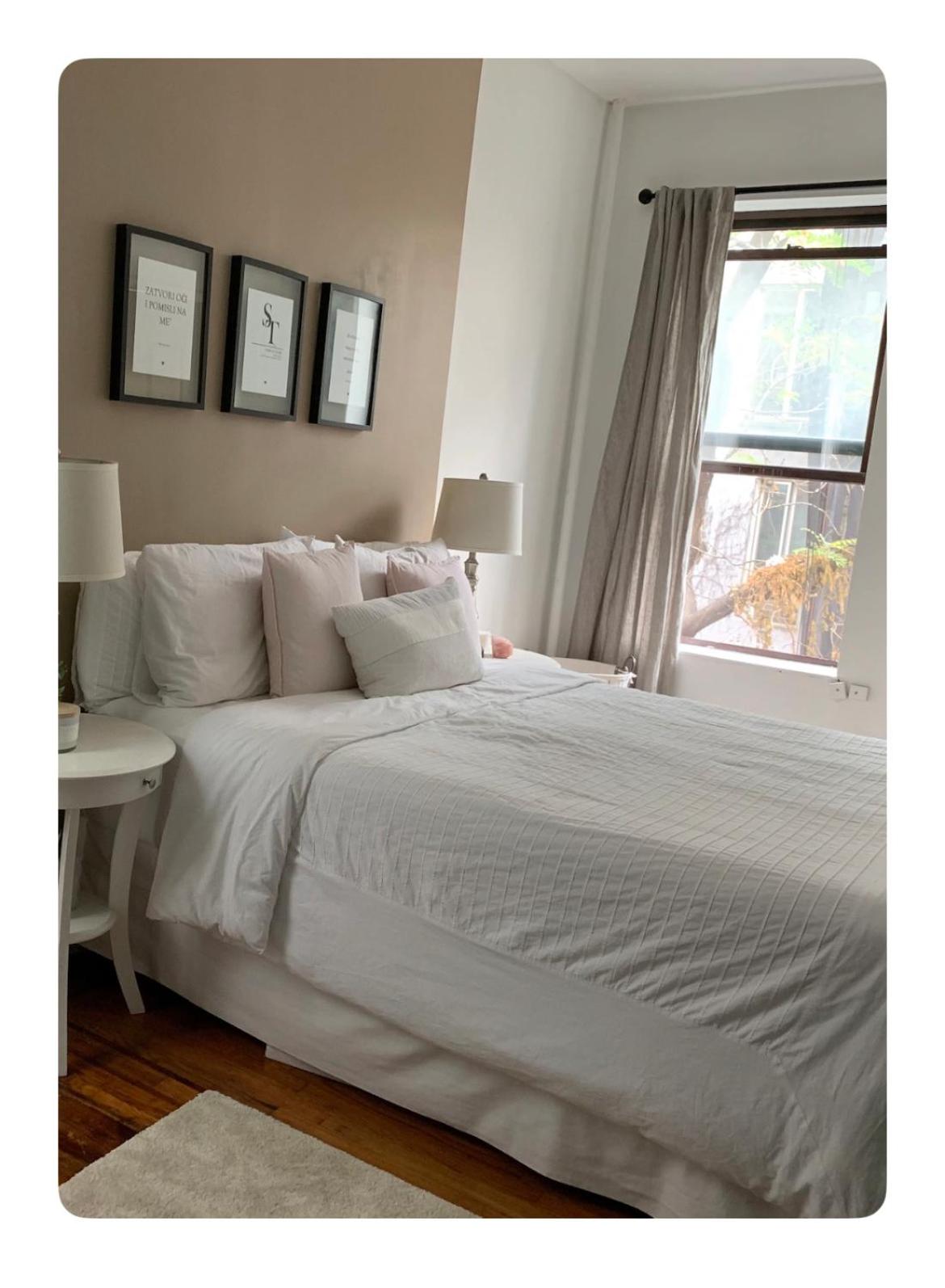 Beautiful 2BR - heart of Manhattan