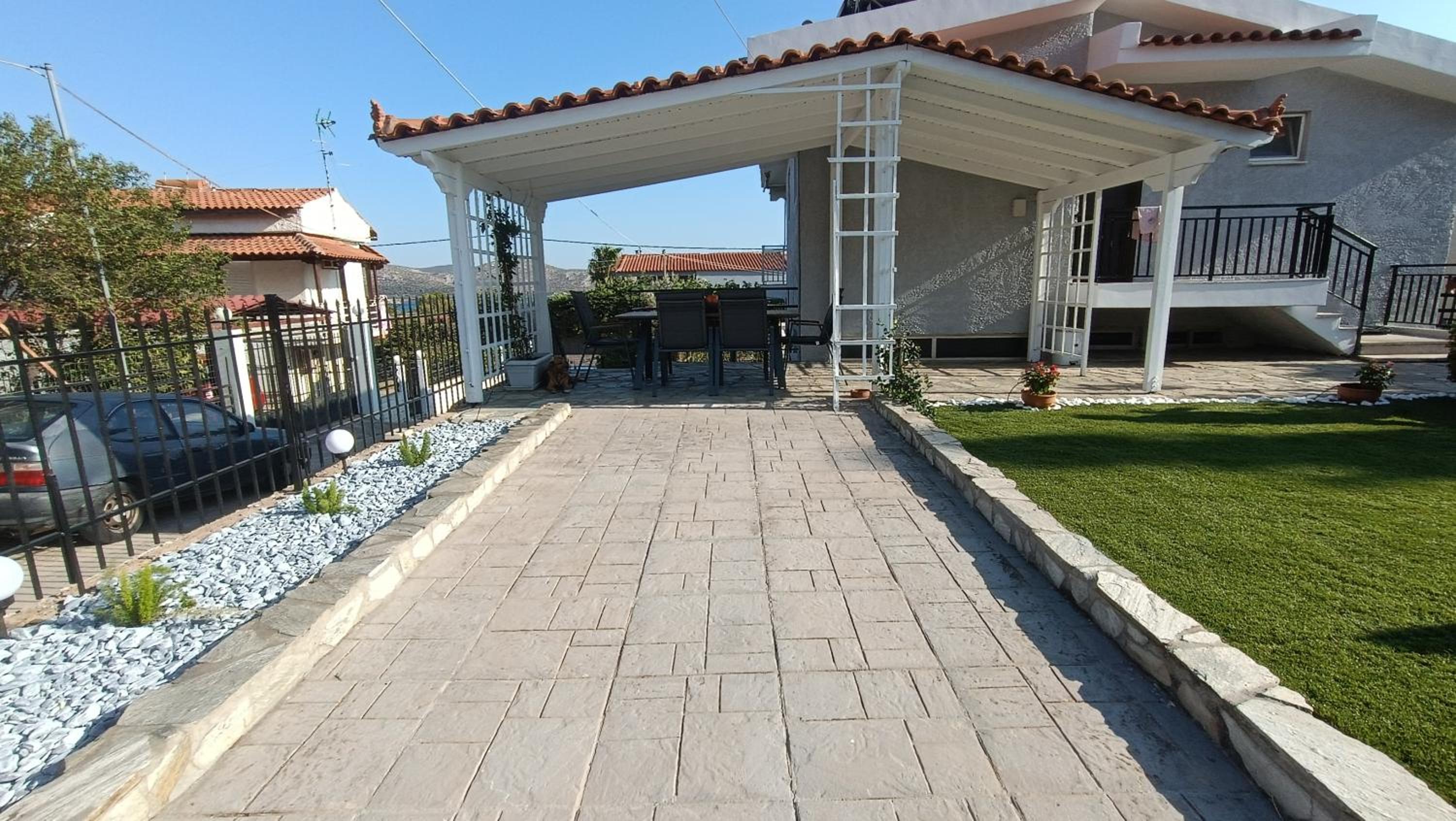 D & K Vacation Villa Anavissos view 2