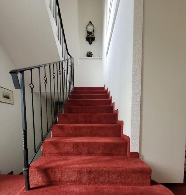 Wunderschöne Villa mit Privatstrand