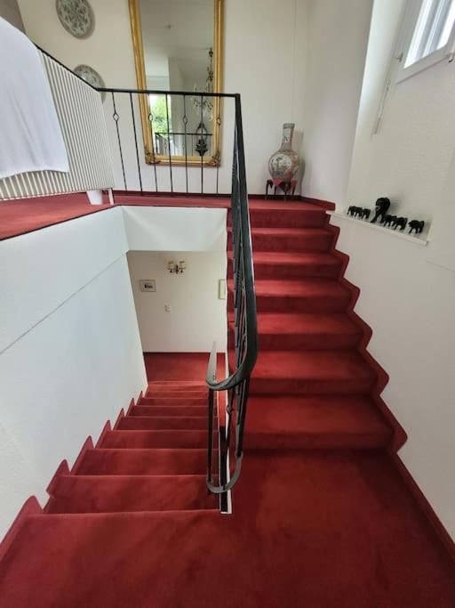 Wunderschöne Villa mit Privatstrand