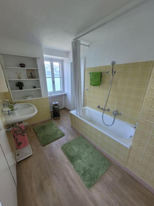Wunderschöne Villa mit Privatstrand