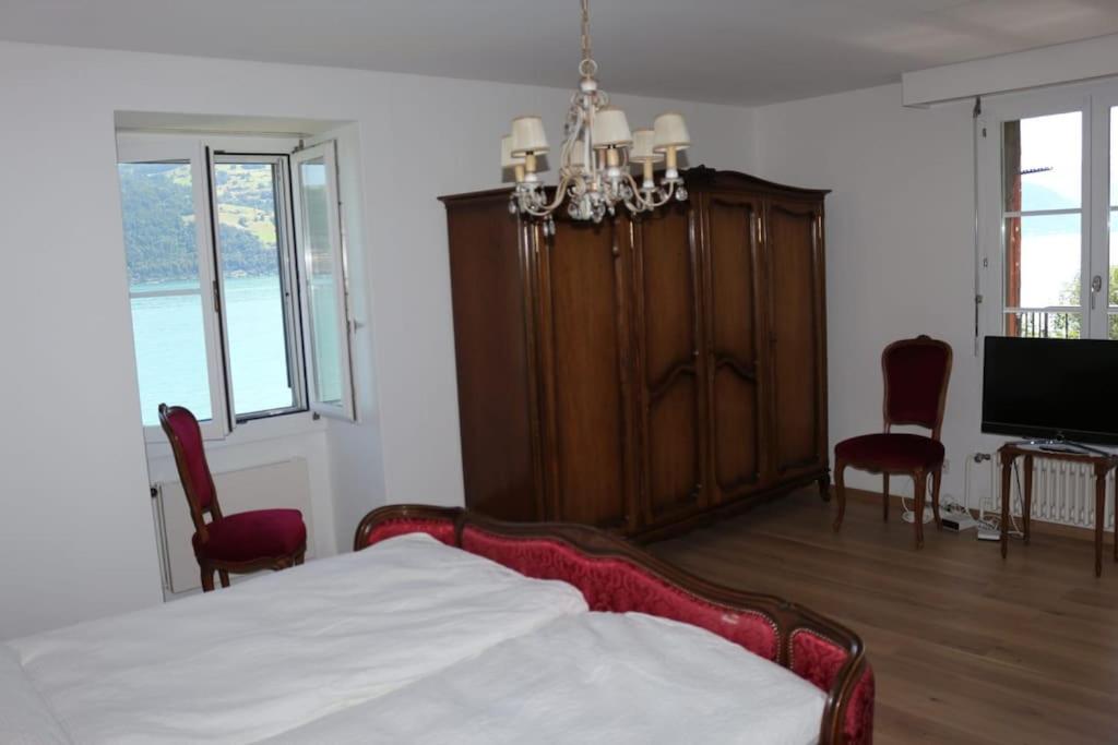 Wunderschöne Villa mit Privatstrand