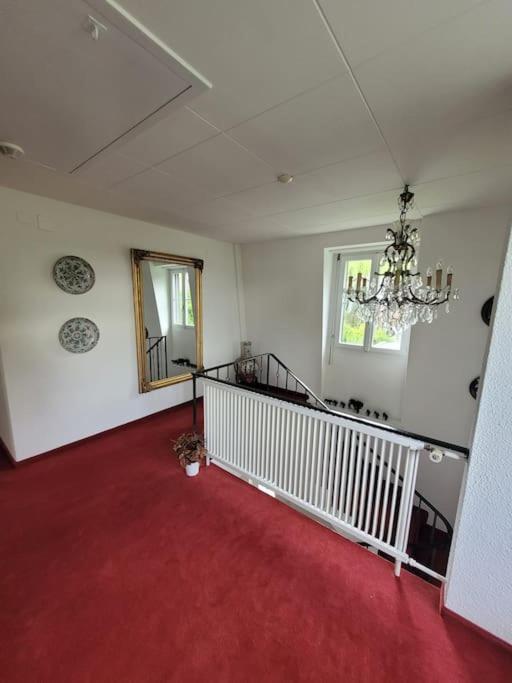Wunderschöne Villa mit Privatstrand