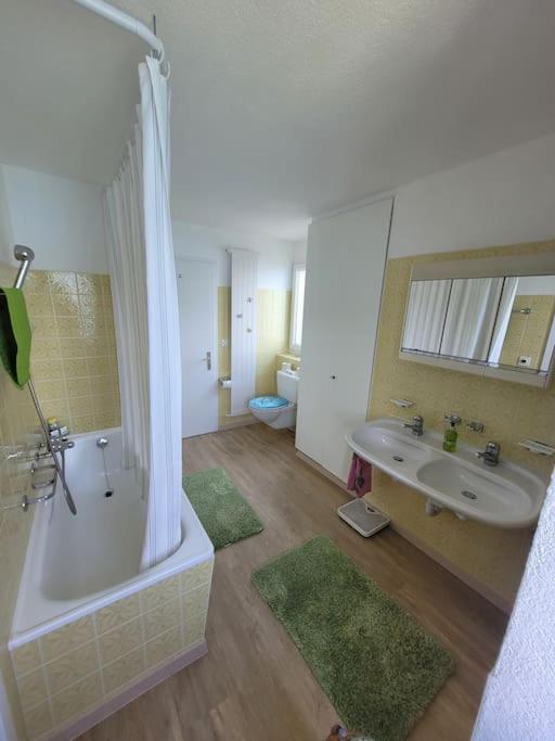 Wunderschöne Villa mit Privatstrand