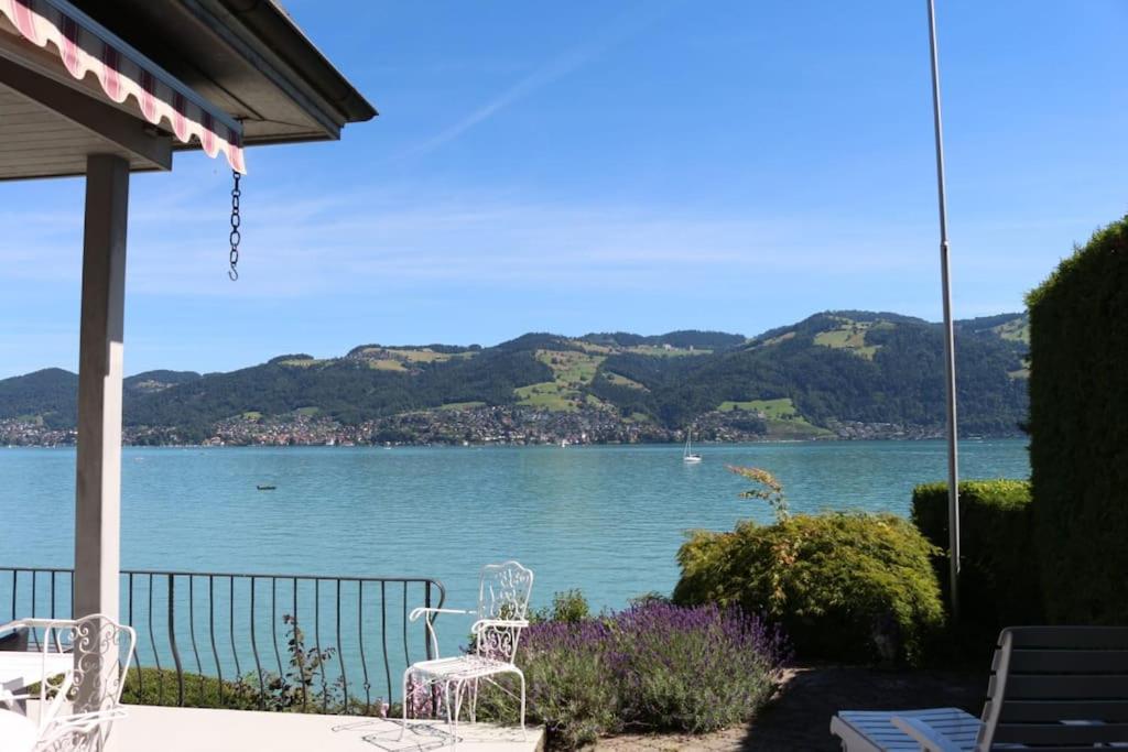 Wunderschöne Villa mit Privatstrand