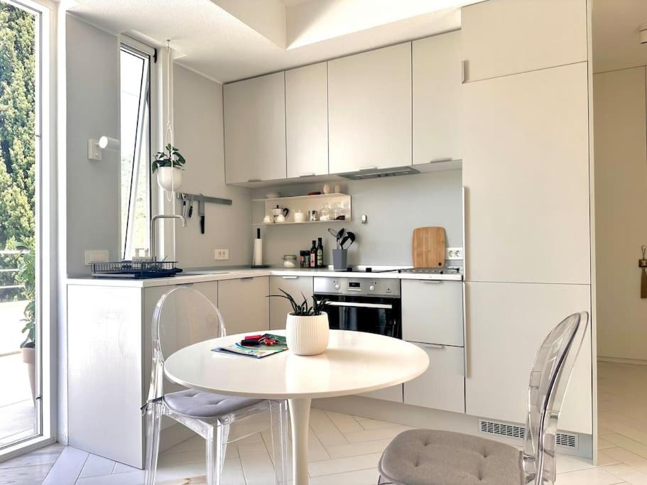 La Laguna Rooftop Apartment 50 m from the beach view 3