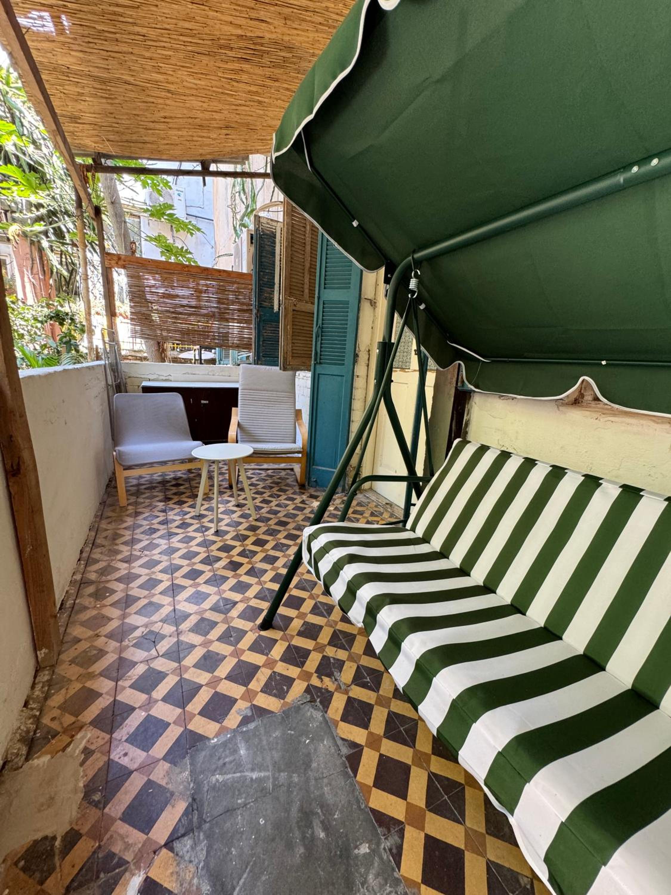 Maze Apartments - Perfectly located brand new flats