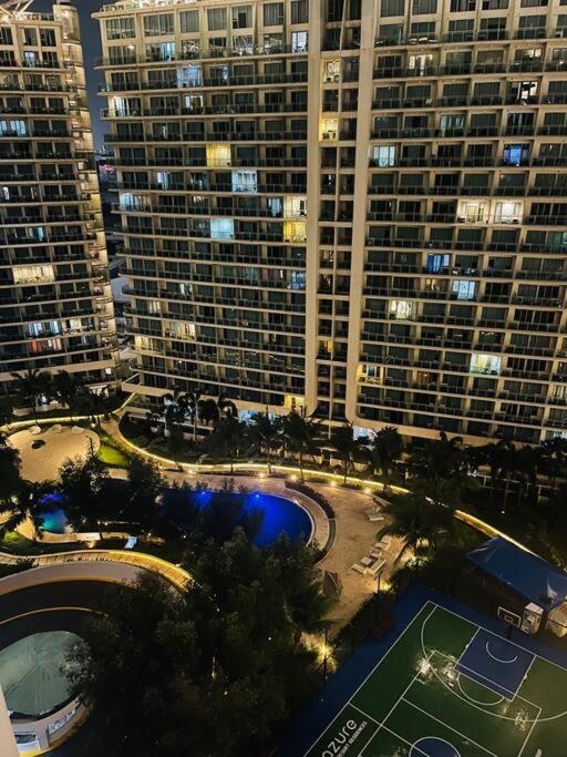 Staycation At Azure Parañaque with Pool, PS4, Billiards, Netflix Near NAIA Airport view 4
