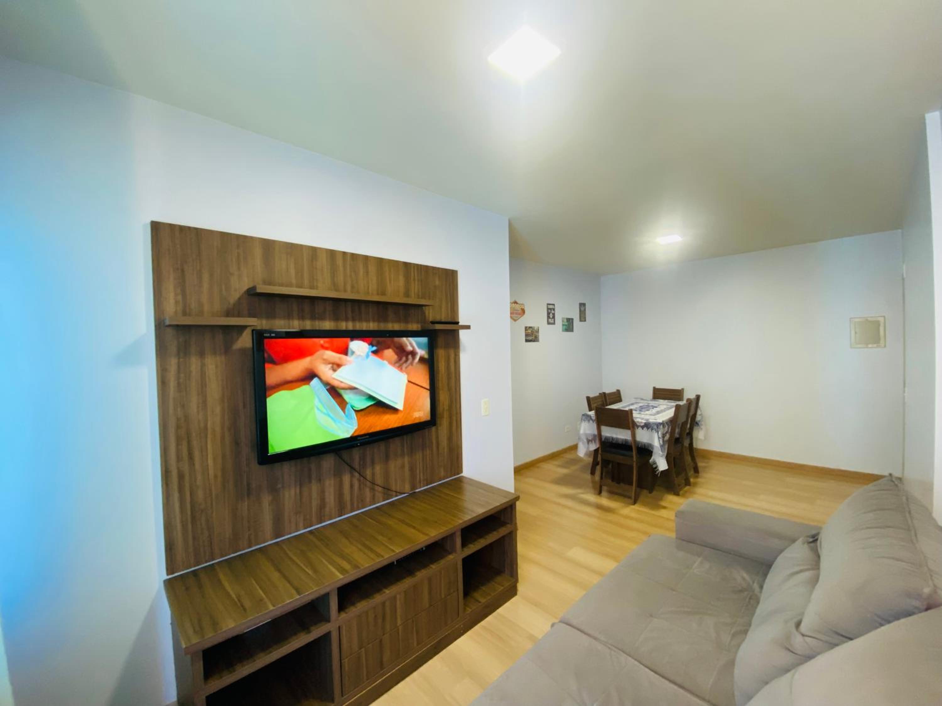 Apartamento Mobiliado com internet no centro