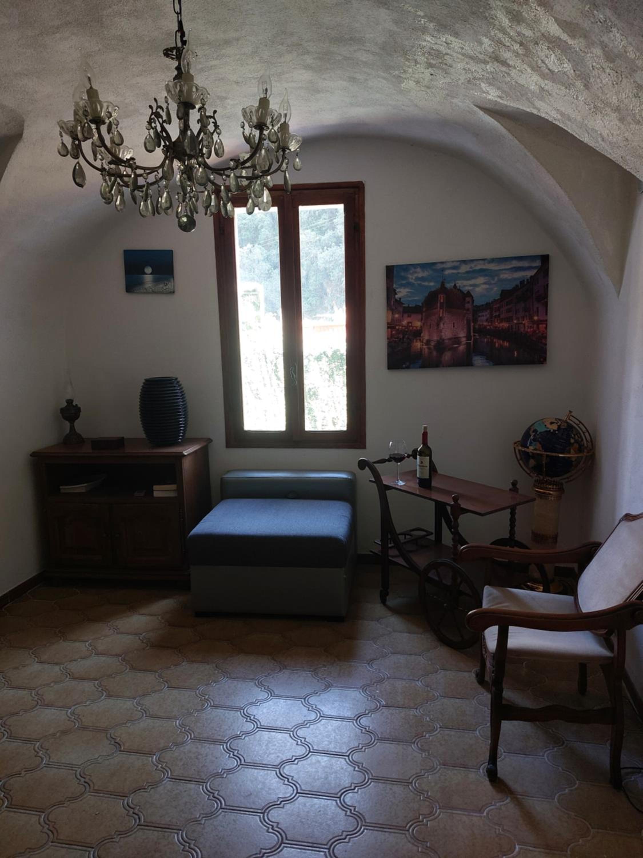 Bella Isolabona