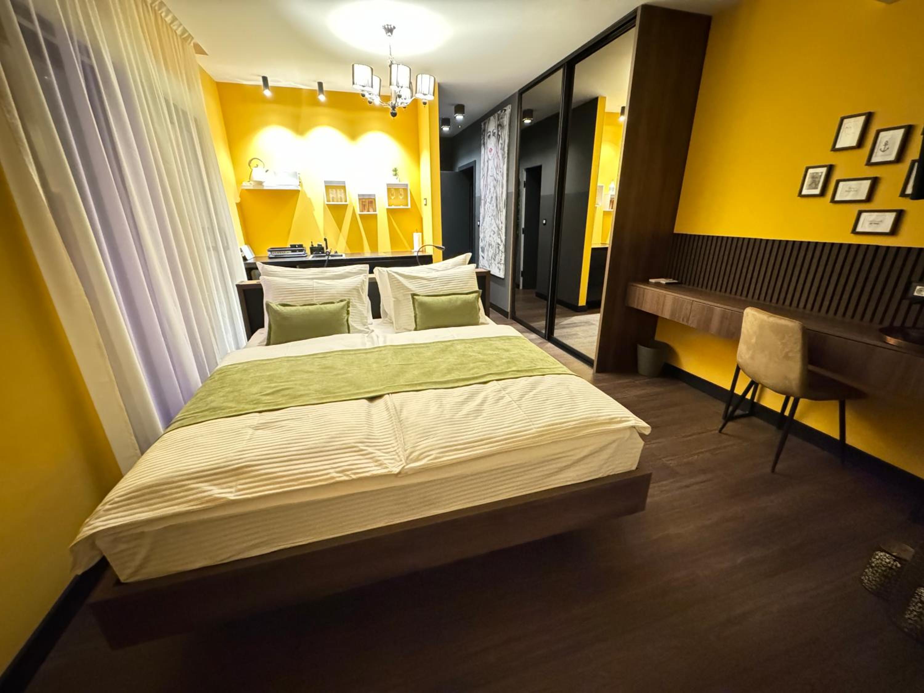 Boutique Apartments Vino & More - Infinity Pool - Rooftop - view 2