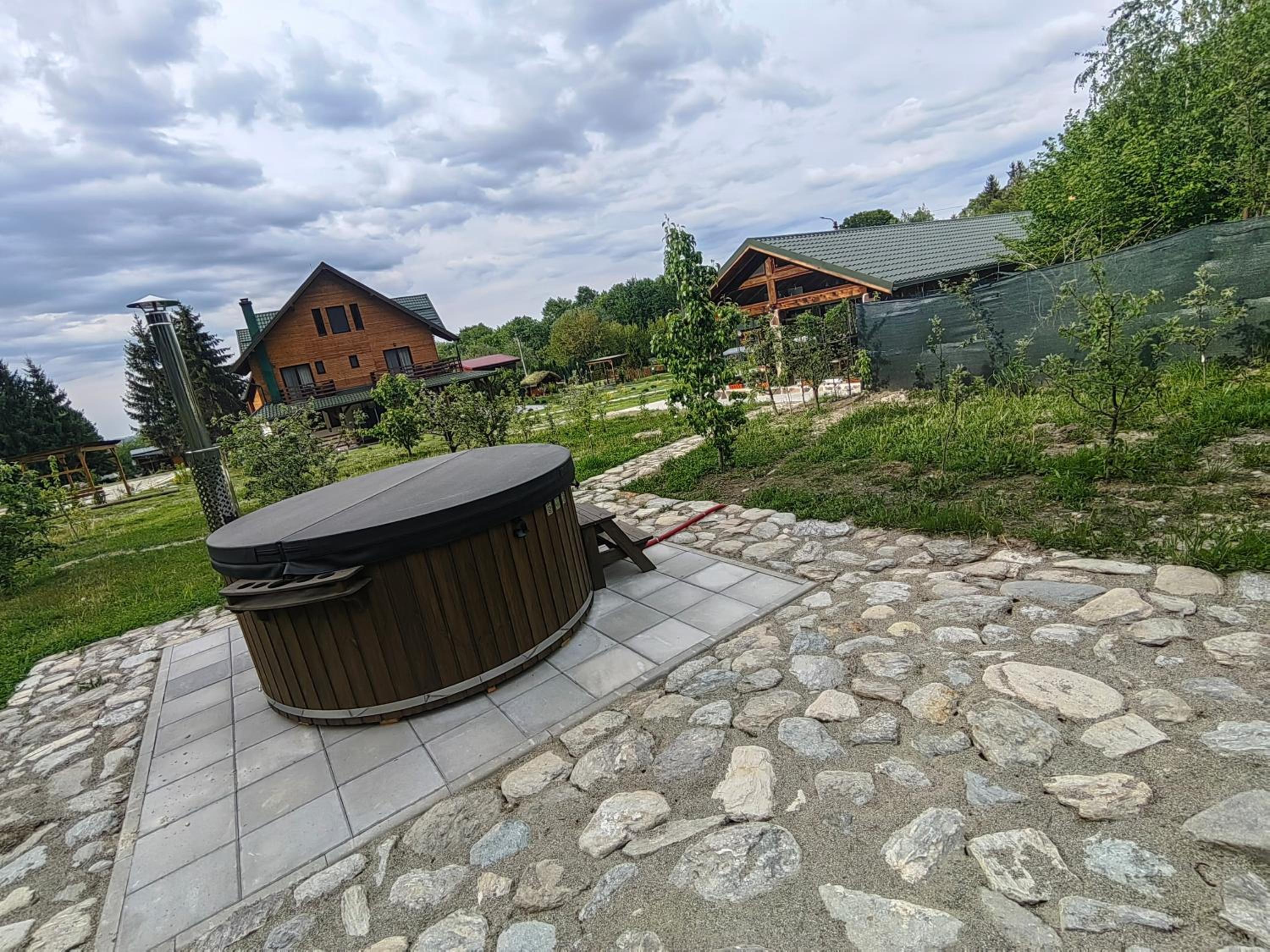 Pensiunea Pastravaria Vistisoara