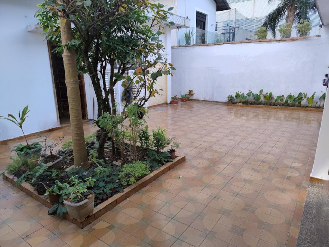 Casa espaçosa pertinho da praia
