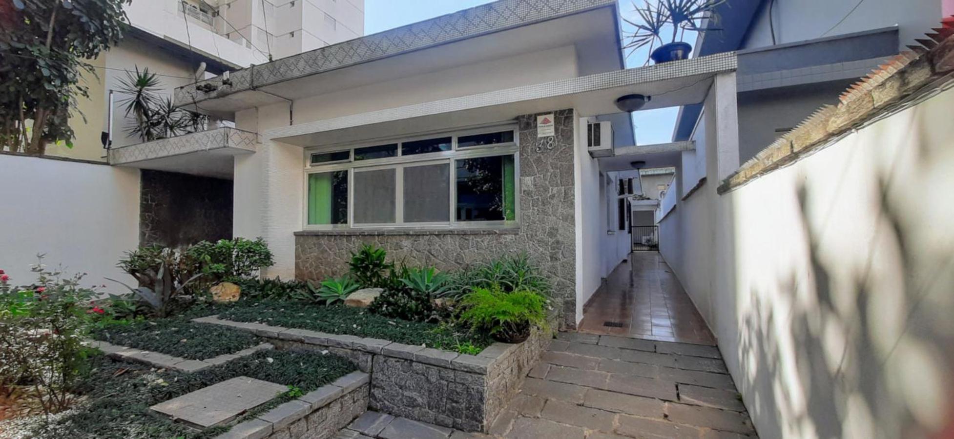 Casa espaçosa pertinho da praia
