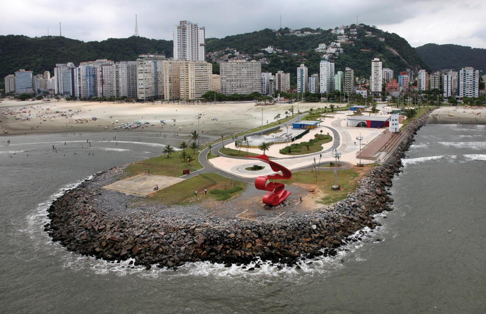 Casa espaçosa pertinho da praia