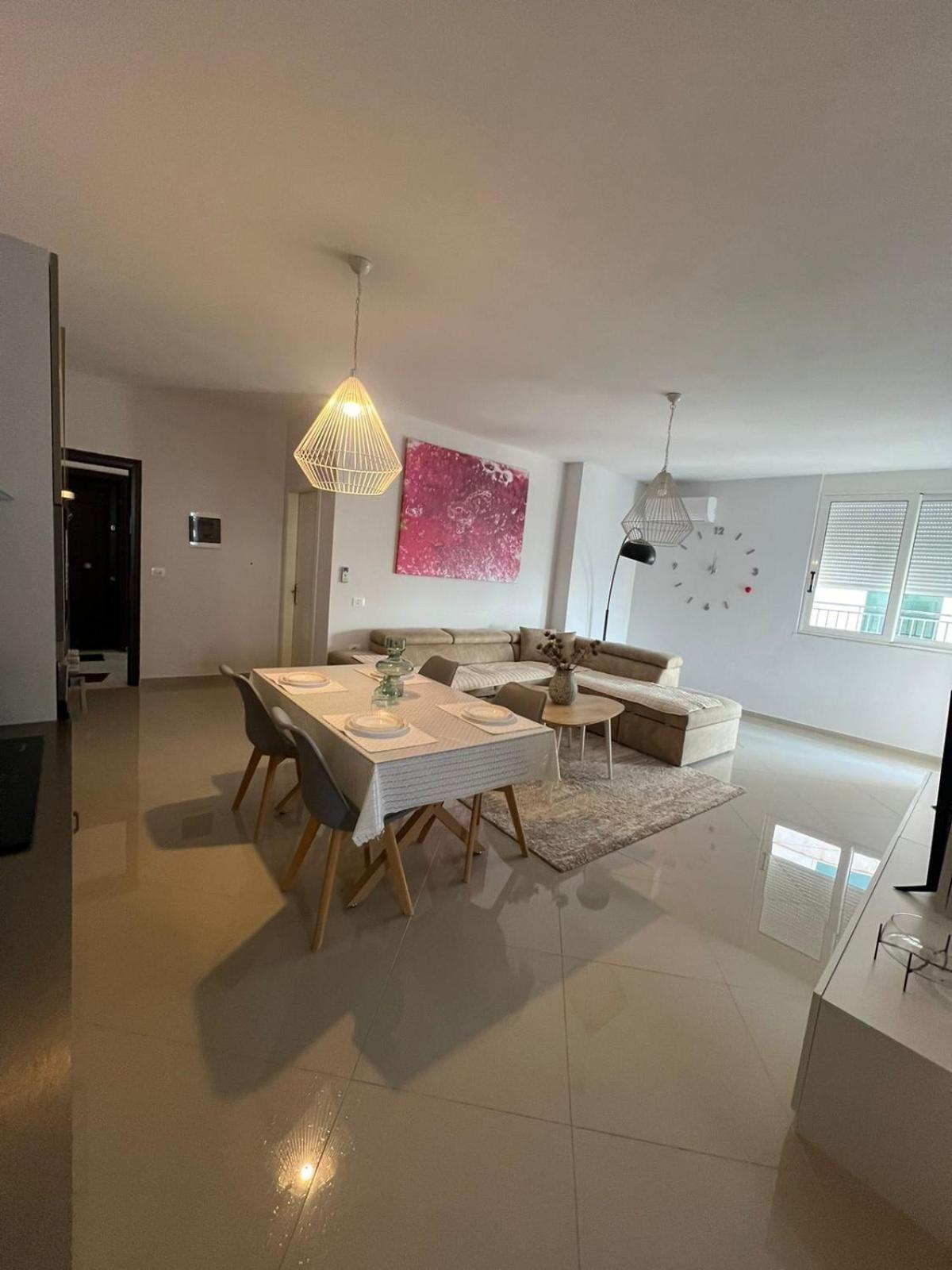 Saranda View Apartment photo 3