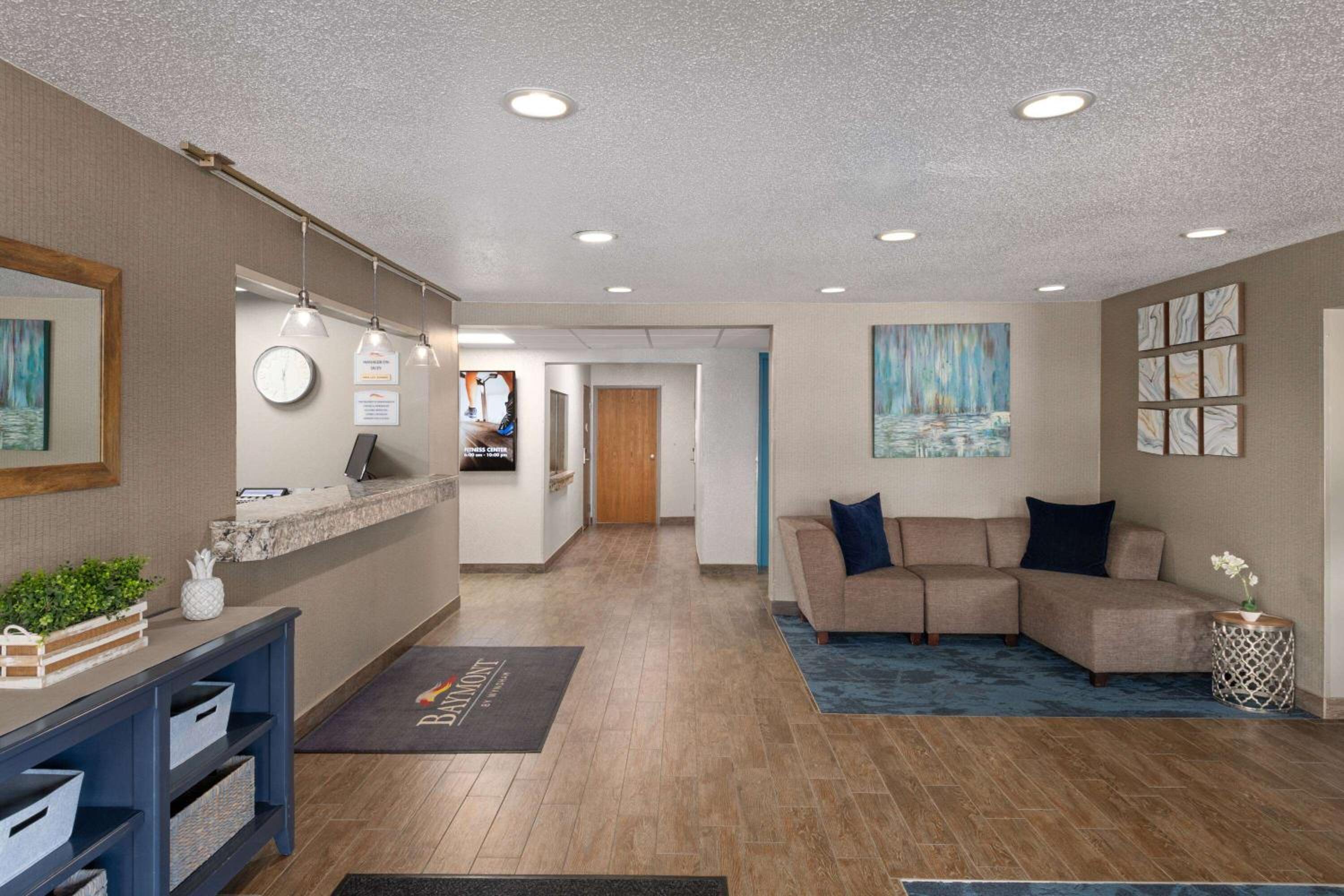 Mount Pleasant Vacations - Baymont by Wyndham Mt. Pleasant - Property Image 2