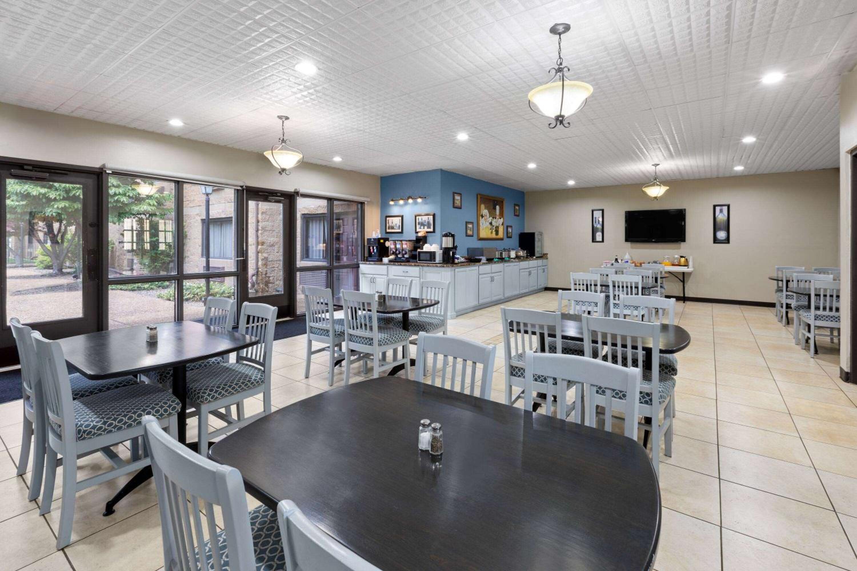 Farmington Vacations - Baymont Inn and Suites by Wyndham Farmington, MO - Property Image 27